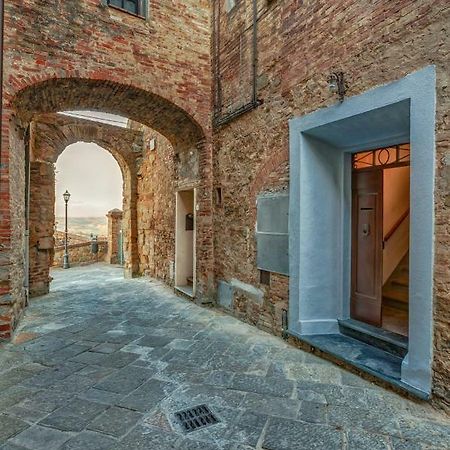 Апартаменты Casa Il Castello Гамбасси-Терме Экстерьер фото