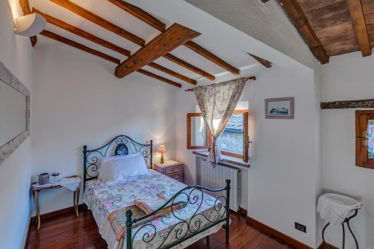 Апартаменты Casa Il Castello Гамбасси-Терме Экстерьер фото