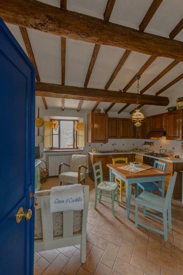 Апартаменты Casa Il Castello Гамбасси-Терме Экстерьер фото