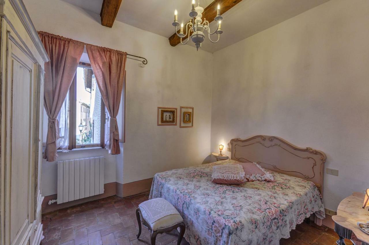 Апартаменты Casa Il Castello Гамбасси-Терме Экстерьер фото