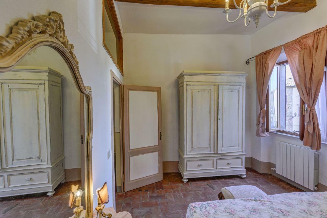 Апартаменты Casa Il Castello Гамбасси-Терме Экстерьер фото